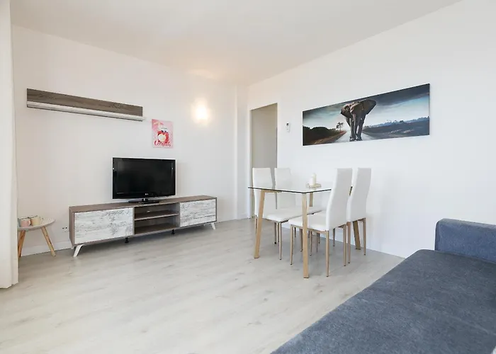 Uhc Nautilus Apartman *